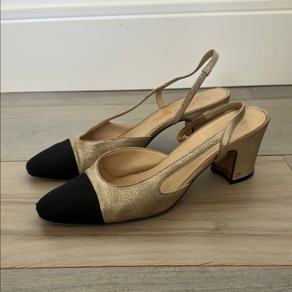 CHANEL Gold and Black Heels with Classic Elegance